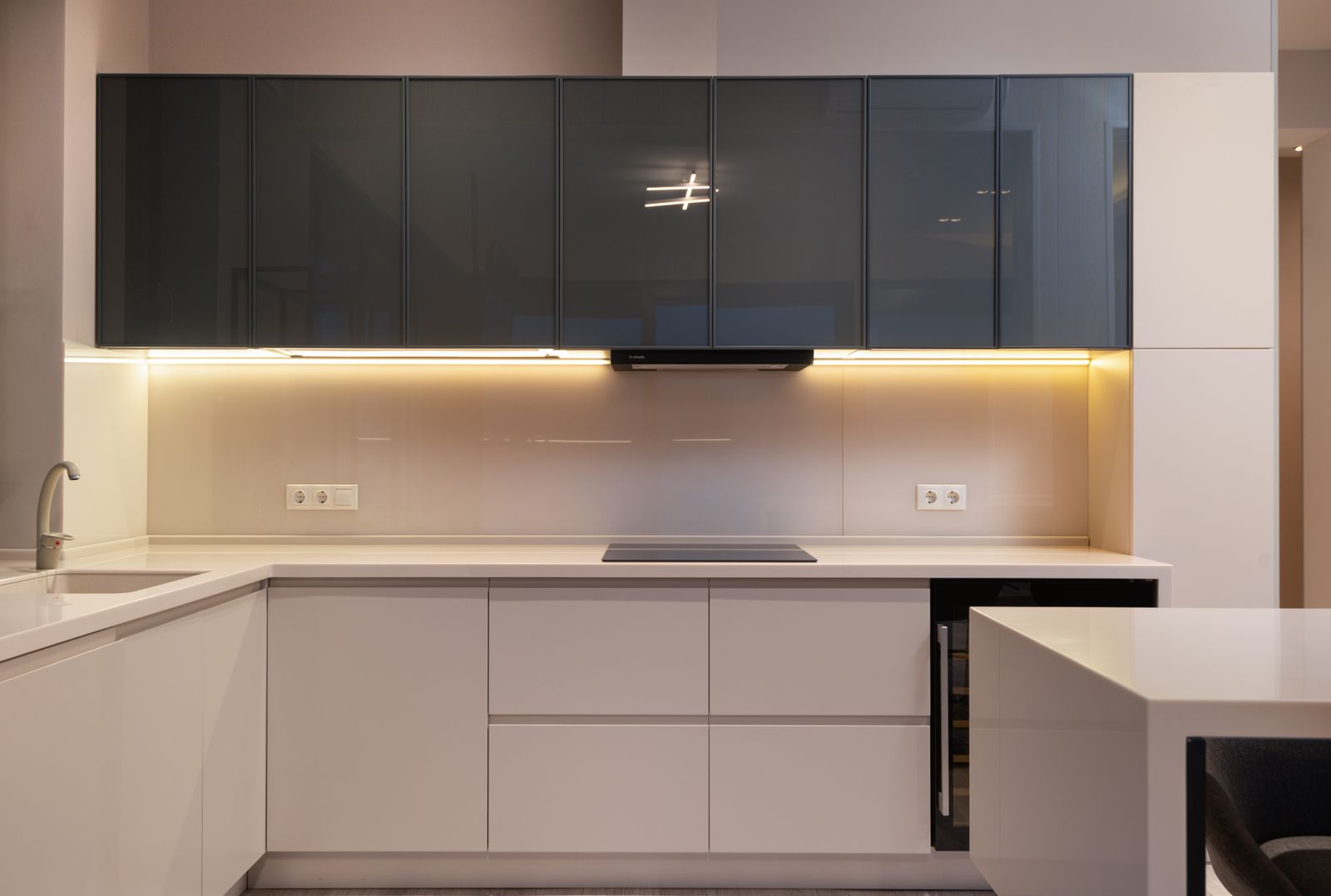 Light kitchen after a make-ready, Arcadia
