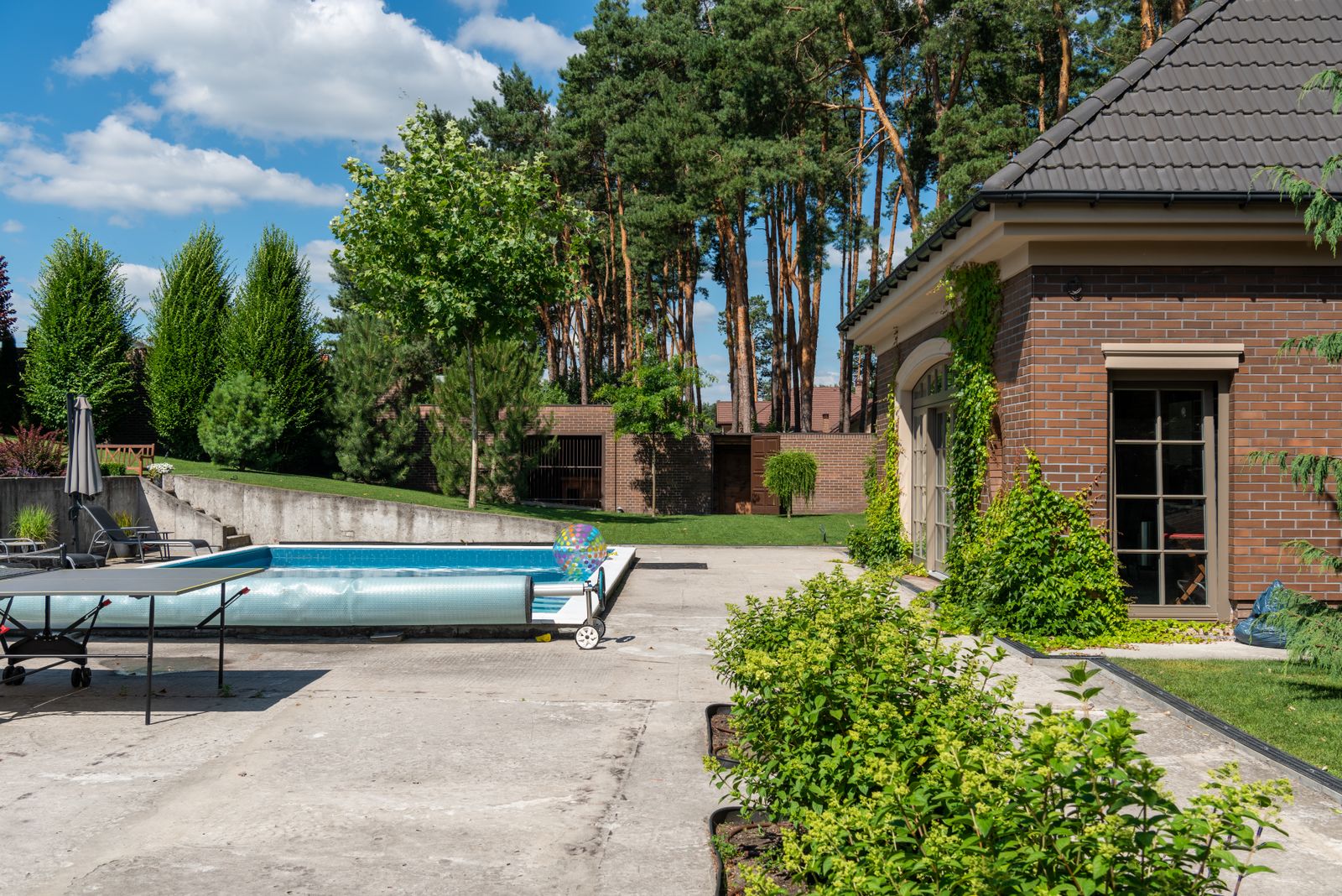 3155 E Lark Dr: interior and grounds, view 4